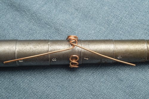 Nancy Chase's Bubble Band Rings - , Contemporary Wire Jewelry, Loops, Wire Loop, Wrapped Wire Loop, shape the ring on a mandrel